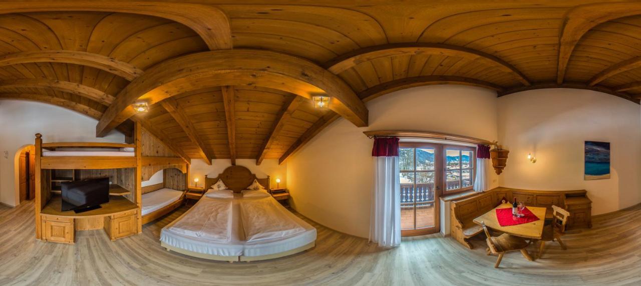 Landhotel Laerchenhuegel โอเบอร์อัมเมอร์เกา ภายนอก รูปภาพ